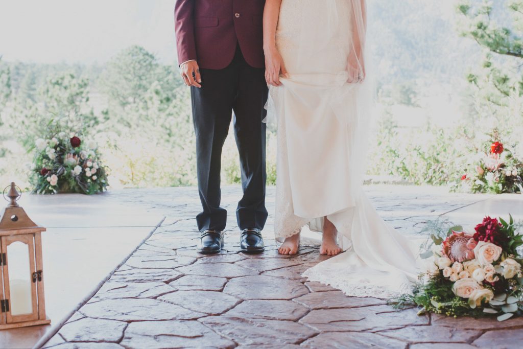Bride and Groom details , RMNP elopement in Colorado